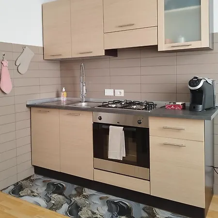 Apartment Sake'